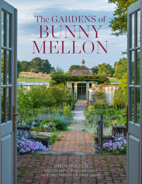 Binding: Hardcover
Description: The first study of the gardens and landscapes of Bunny Mellon written by a leading specialist illustrated with both new and archival photography . The Gardens of Bunny Mellon is a tome to treasure.