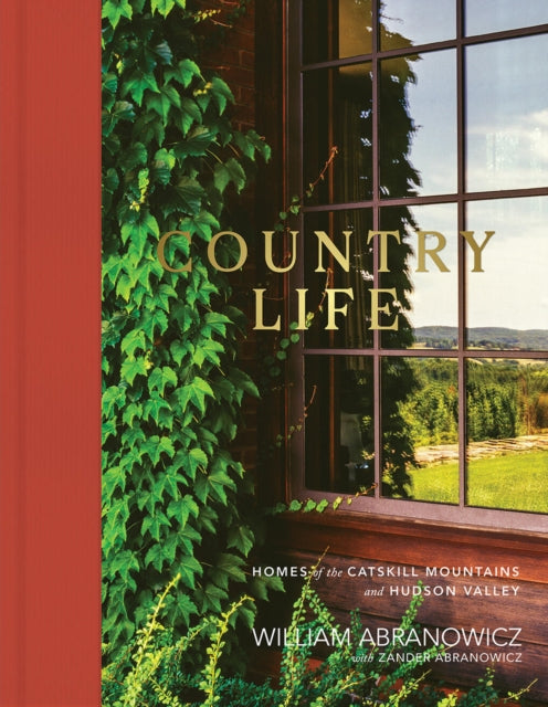 Binding: Hardcover
Description: A celebrated photographer focuses his lens on distinctive period and contemporary residences amid the natural beauty of New York's Catskill Mountains and Hudson River Valley.