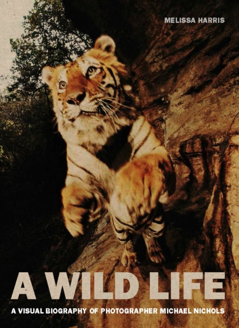 Binding: Hardcover
Description: Michael Nick Nichols has for decades created powerful and eloquent images of iconic wildlife species. His vision is to stir the emotions of viewers leading to empathy and conservation.