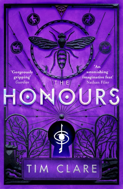 Binding: Paperback
Description: TRUE Honour IS Endless.1935. Norfolk. War is looming in Great Britain and the sprawling country estate of Alderberen Hall is shadowed by suspicion and paranoia.