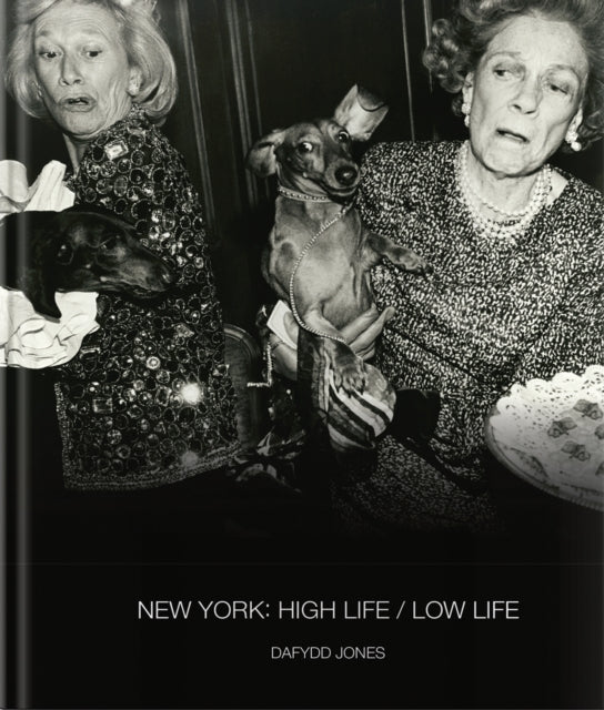 Binding: Hardcover
Description: In England I d become too well - known as a Tatler photographer. It was wonderful to be invisible again. At the end of the 1980s society photographer Dafydd Jones began a new life in New York.