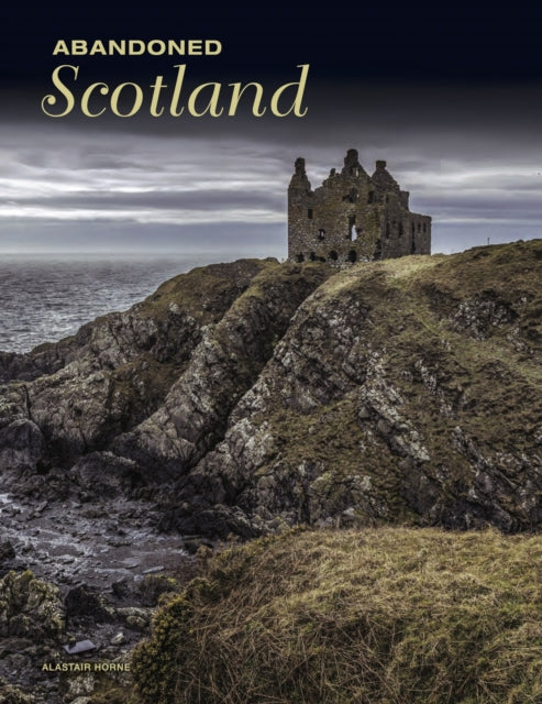 Binding: Hardcover
Description: An ancient land with a turbulent past and haunting landscape Scotland's material culture stretches back to the time of ancient Roman incursions north of Hadrian's Wall and includes Viking raids wars with England and clan wars that still stir the blood today.