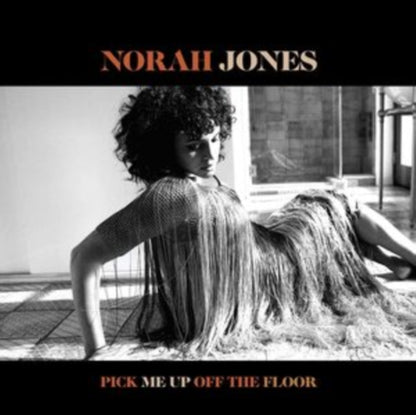 This is a 4 LP Vinyl SKU bundle.
1.This LP Vinyl is brand new.Format: LP VinylMusic Style: Pop RockThis item's title is: FeaturingArtist: Norah JonesLabel: Blue NoteBarcode: 5099990986819Release Date: 11/16/2010
2.This LP Vinyl is brand new.