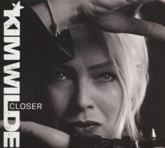 Closer (Deluxe)