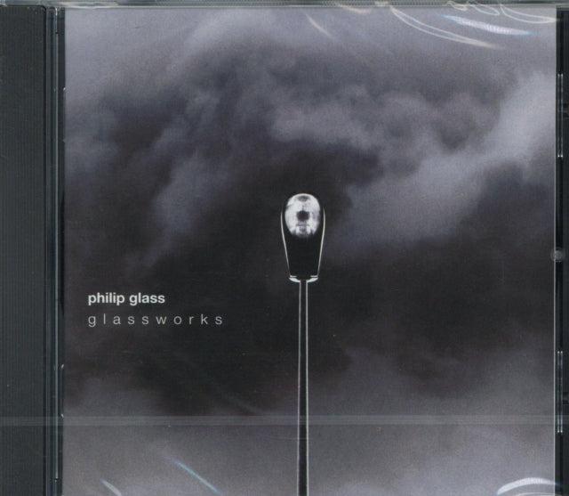 Product Image : This CD is brand new.<br>Format: CD<br>Music Style: Modern Classical<br>This item's title is: Glassworks<br>Artist: Philip Glass<br>Barcode: 5099750061725<br>Release Date: 10/9/2000