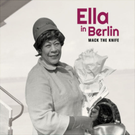 This CD is brand new.Format: CDMusic Style: BopThis item's title is: Mack The Knife: Ella In Berlin (Limited 6 Bonus Tracks/6 Panel Digipak/New Cover Photography)Artist: Ella FitzgeraldBarcode: 8436569194232Release Date: 5/1/2019