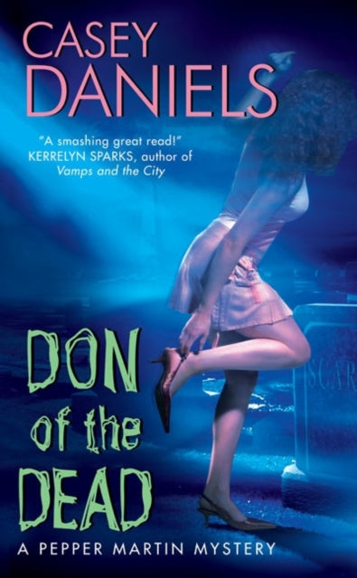 Binding: Paperback
Description: She sees dead people Beautiful smart and chic Pepper Martin never had to work a day in her life - - until her surgeon daddy was convicted of fraud her wealthy fianc took a powder and the family fortune ran bone dry.