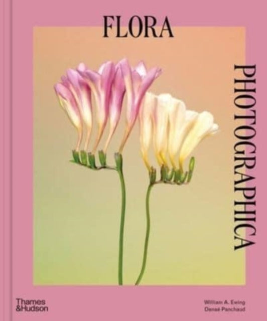 Binding: Hardcover
Description: Vivid bold spectacular and unexpected: a definitive overview of one of contemporary photography's most innovative fields showcasing flower imagery by more than 120 of the world's leading practitioners.