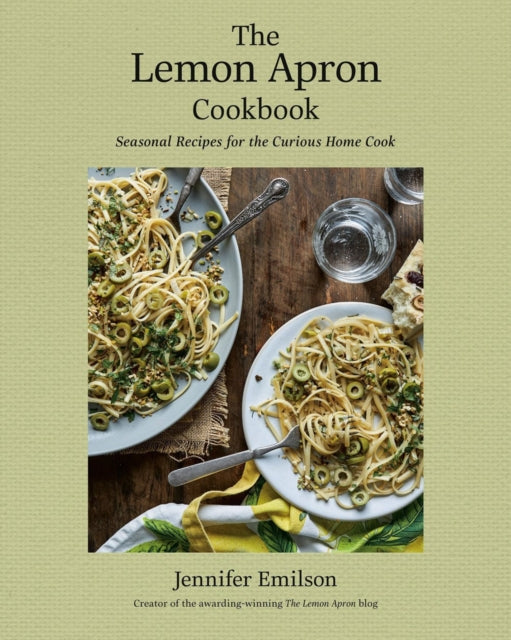 Binding: Hardcover
Description: Embrace the unique beauty each season brings with The Lemon Apron Cookbook. These approachable rustic recipes from cook baker and blogger Jennifer Emilson are true comfort home cooking highlighting the freshest produce any time of year.