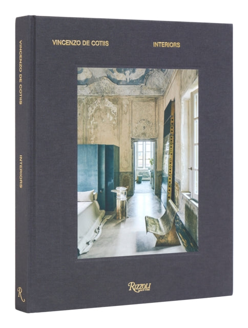 Binding: Hardcover
Description: The first book on the interiors of sought - after architect Vincenzo De Cotiis collects more than a decade of the atelier's projects.