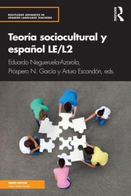 Binding: Paperback
Description: Teor a sociocultural y espa ol LE/ L 2 es una introducci n acad mica a conceptos clave de la teor a sociocultural aplicada a la ense anza y el aprendizaje de espa ol como segunda lengua y lengua extranjera.