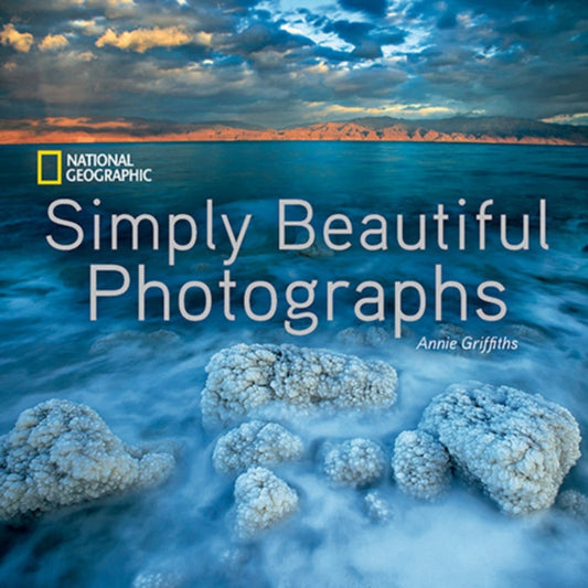 Binding: Hardcover
Description: National Geographic's Simply Beautiful Photographs plumbs the depths of National Geographic's renowned Image Collection to highlight the loveliest and most appealing photographs from this impressive archive.