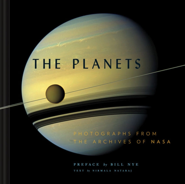 Binding: Hardcover
Description: This magnificent volume offers a rich visual tour of the planets in our solar system. More than 200 breathtaking photographs from the archives of NAS a are paired with extended captions detailing the science behind some of our cosmic neighborhood's most extraordinary phenomena.