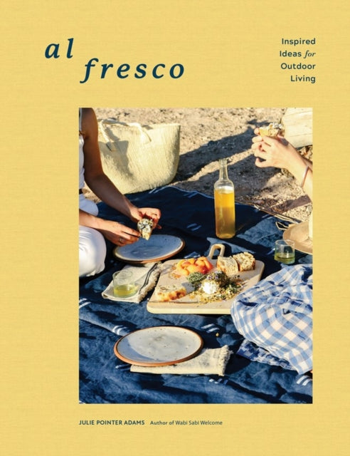 Binding: Hardcover
Description: An Ode to Living and Gathering in Nature A picnic on the beach. Cocktails and a snack at sunset. Sharing a potluck meal around the fire and letting the night drift lazily along in the pleasures of roasting marshmallows and swapping stories.