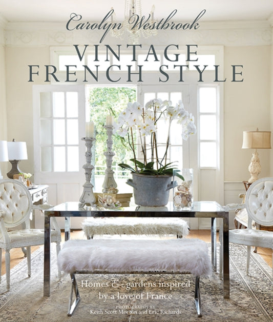 Binding: Hardcover
Description: Stunning and inspirational French - style interiors and chic d cor from Carolyn Westbrook. Stunning and inspirational French - style interiors and chic d cor from Carolyn Westbrook.