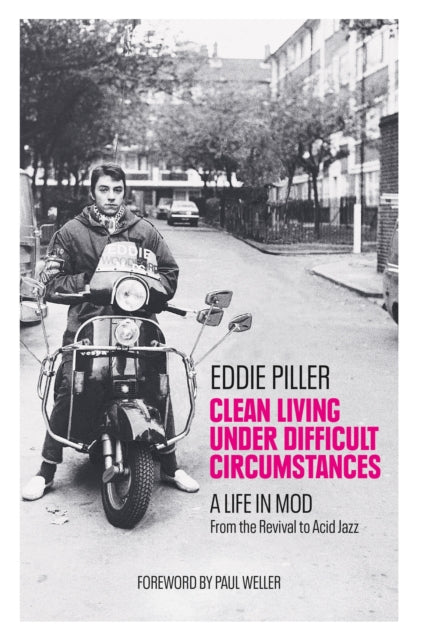Binding: Hardcover
Description: This is the memoir of a teenage mod from the East End of London.