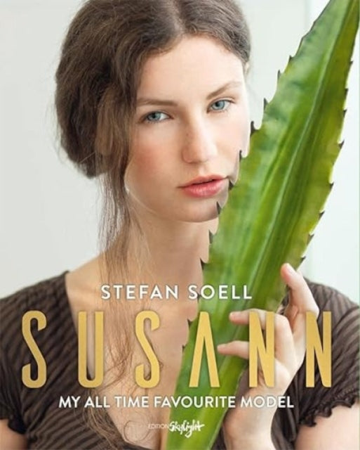 Binding: Hardcover
Description: Susann born in the former GDR has a fascinatingly natural way of dealing with her nudity. It makes no difference whether clothed or unclothed her behavior remains the same and her radiant charm and the dreamlike female body enchant the viewer within a very short time.
