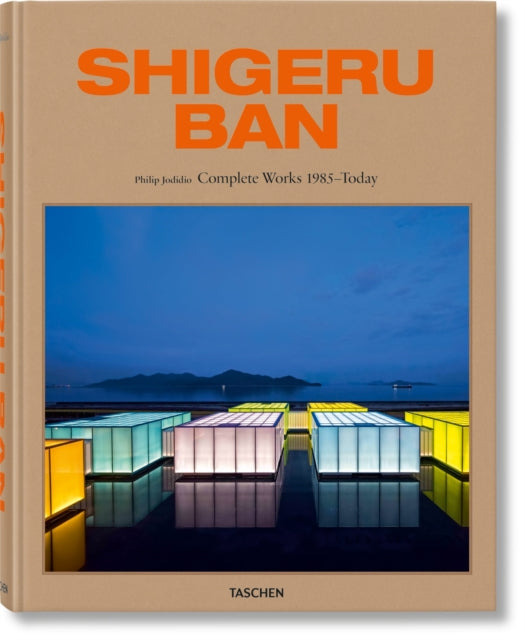 Binding: Hardcover
Description: A valuable insight into the works and mind of Japanese architect Shigeru Ban. Author Philip Jodidio explores long anticipated completed buildings new projects and a future outlook of the studio Shigeru Ban after Taschen has followed his career from the beginning.