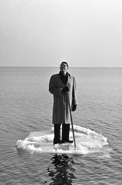 Binding: Hardcover
Description: Seamlessly woven together the book explores their father and son shared passion for humanism and social activism using the photograph as a means to foster intimate connections and explore meaningful truths - - a lesson Steve learned studying with illustrious photojournalist W.